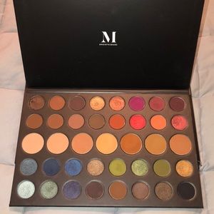 MORPHE 39A Dare to Create Artistry Pallet